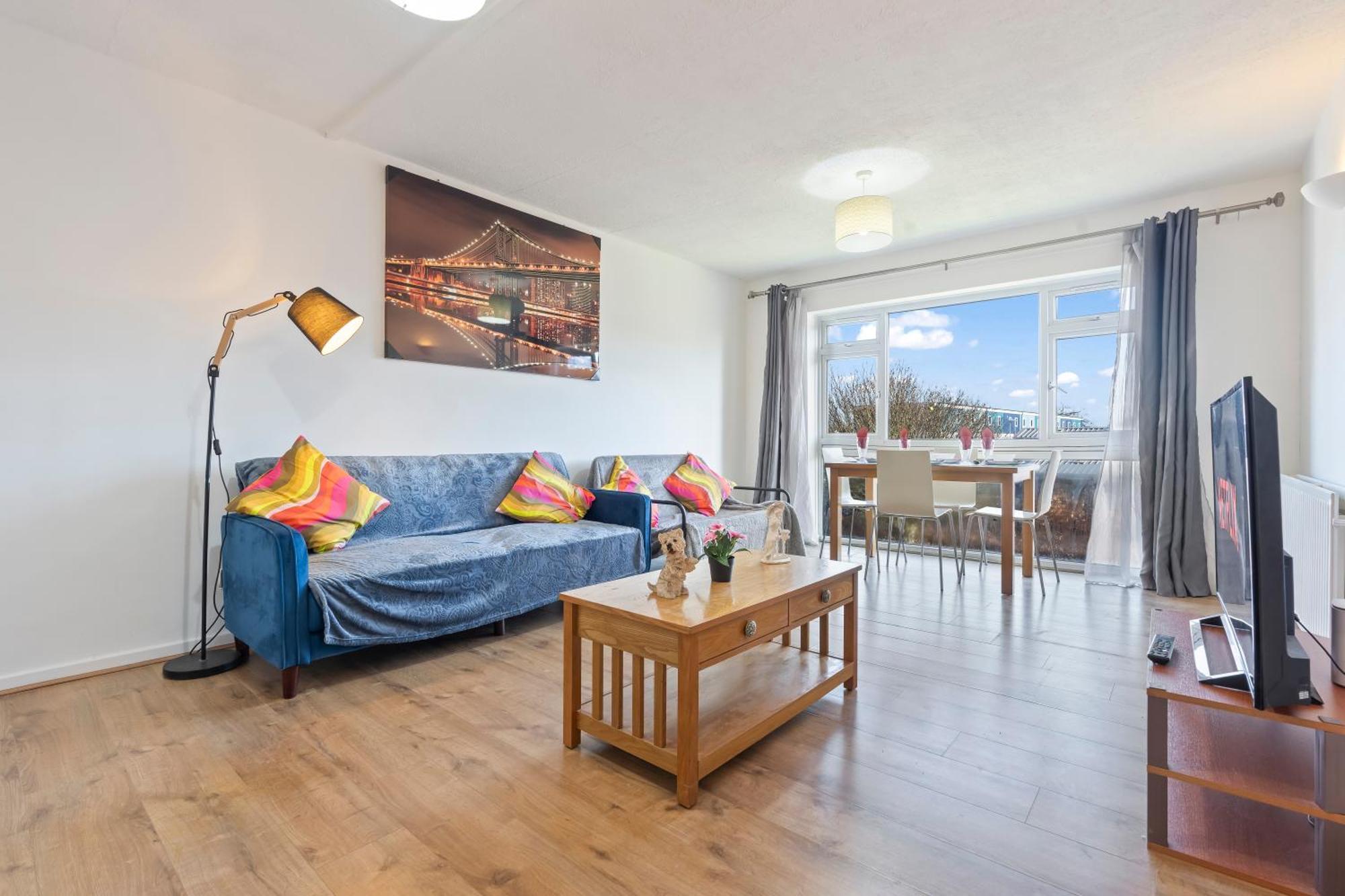 Apartment 2 Bedroom 4 Beds Flat With Free Parking Sleeps 7 Guest Birmingham